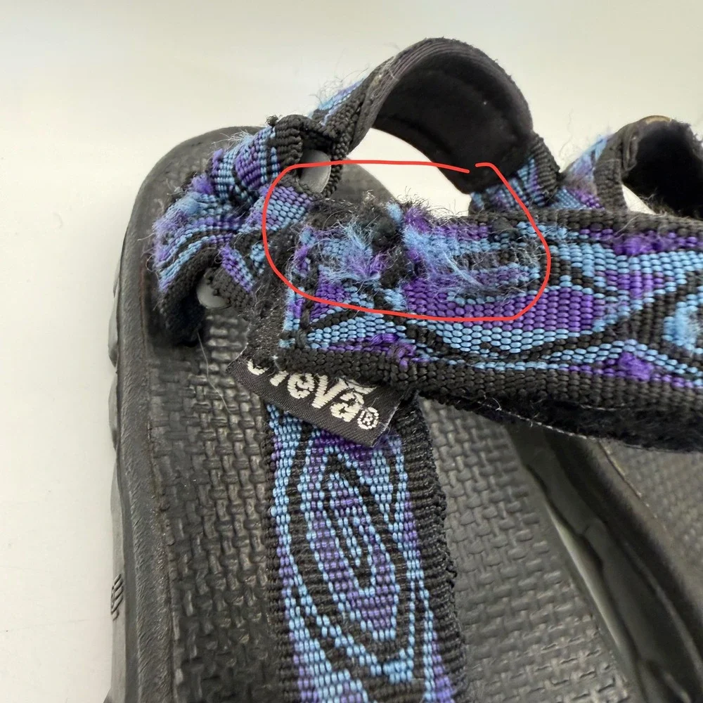Teva Sandals Mens 8 Purple Blue Geometric Strappy Hiking Water Shoes Vintage